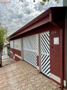 Casa com 3 Quartos à venda, 246m² no Jardim Celani, Salto