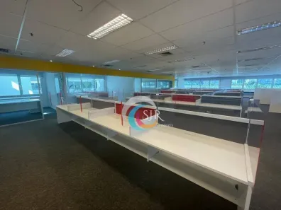 Sala Comercial para alugar, 647m² no Vila Gertrudes, São Paulo
