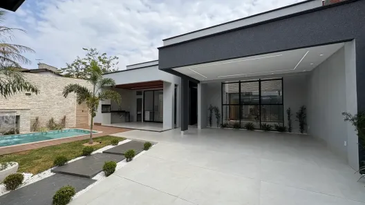 Casa com 3 Quartos à venda, 198m² no Parque das Flores, Goiânia