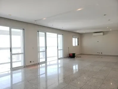 Apartamento com 3 Quartos para alugar, 201m² no Itaim Bibi, São Paulo