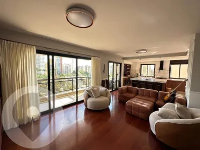 Apartamento com 3 Quartos para alugar, 240m² no Cambuí, Campinas