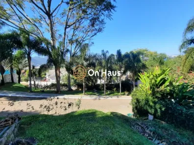 Lote/Terreno à venda, 700m² no Cacupé, Florianópolis