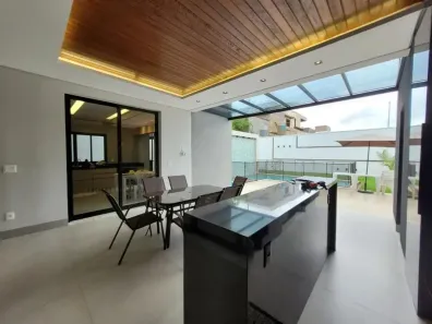 Casa de Condomínio com 4 Quartos à venda, 242m² no Shopping Park, Uberlândia
