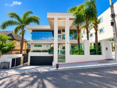 Casa com 7 Quartos para alugar, 690m² no Praia dos Amores, Balneário Camboriú