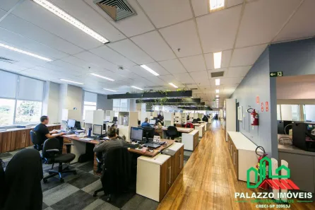Sala Comercial para alugar, 3720m² no Jardim das Laranjeiras, São Paulo