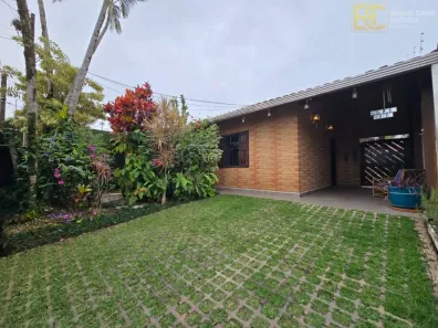 Casa com 4 Quartos à venda, 166m² no Balneário Stella Maris, Peruíbe