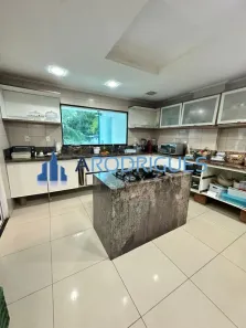 Casa de Condomínio com 5 Quartos à venda, 800m² no Paralela, Salvador