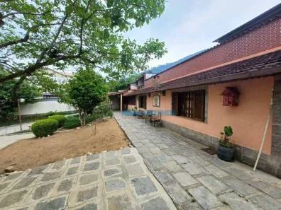 Casa com 5 Quartos à venda, 460m² no Carlos Guinle, Teresópolis