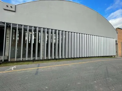 Sala Comercial para alugar, 342m² no Protestantes, Votorantim