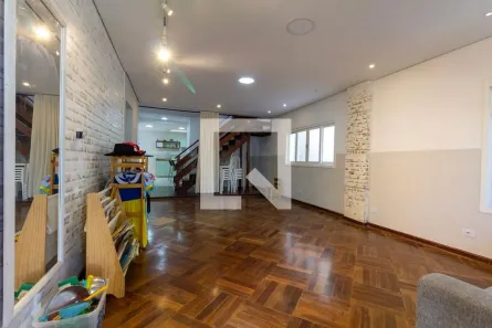 Casa com 3 Quartos à venda, 269m² no Jardim Textil, São Paulo
