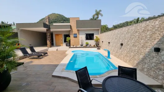 Casa com 3 Quartos à venda, 165m² no Sertãozinho, Matinhos