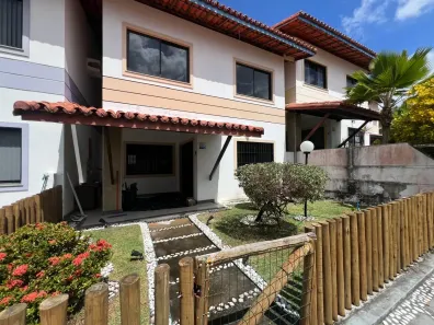 Casa de Condomínio com 4 Quartos para alugar, 150m² no Buraquinho, Lauro de Freitas
