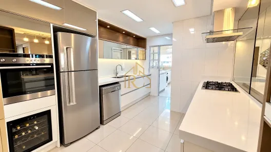 Apartamento com 3 Quartos à venda, 140m² no Campinas, São José