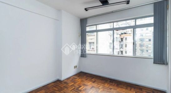 Sala Comercial à venda, 39m² no Centro Histórico, Porto Alegre