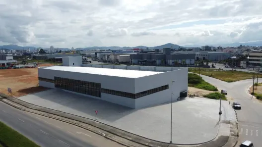 Galpão/Depósito/Armazém para alugar, 4000m² no Pachecos, Palhoça