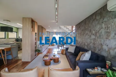Casa de Condomínio com 3 Quartos à venda, 355m² no Jardim Morumbi, São Paulo
