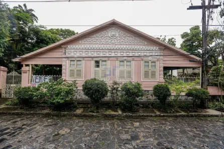 Casa com 10 Quartos à venda, 630m² no Poço, Recife