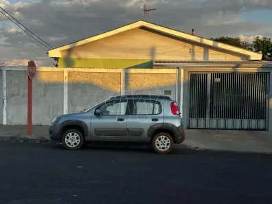 Casa com 3 Quartos à venda, 136m² no Jardim América (Vila Xavier), Araraquara