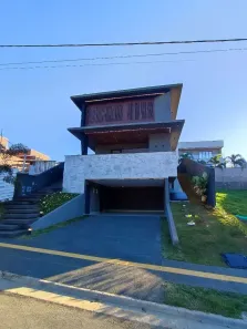 Casa de Condomínio com 3 Quartos à venda, 234m² no Jardins Barcelona, Senador Canedo