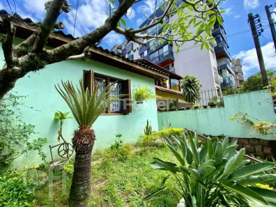 Casa com 4 Quartos à venda, 149m² no Petrópolis, Porto Alegre