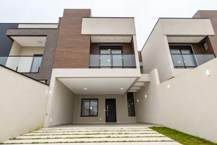 Sobrado com 3 Quartos à venda, 209m² no Bom Jesus, São José dos Pinhais
