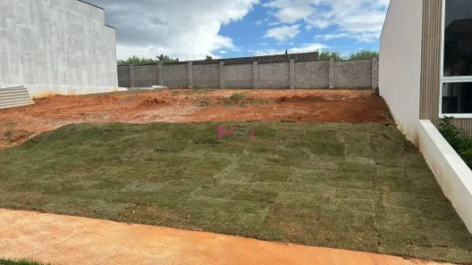 Lote/Terreno à venda, 300m² no Jardim Tereza Cristina, Jundiaí