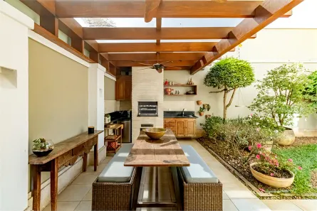 Casa de Condomínio com 4 Quartos à venda, 327m² no Vila Madalena, São Paulo