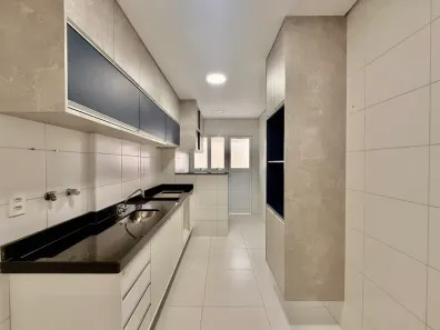 Apartamento com 2 Quartos para alugar, 95m² no Gonzaga, Santos