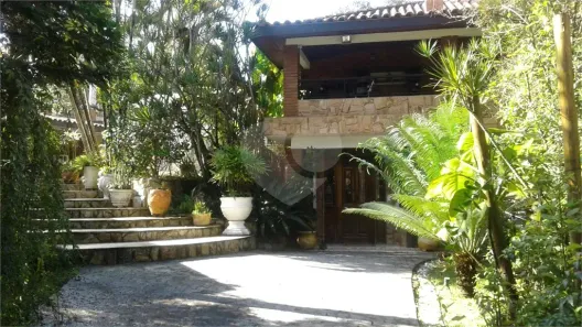 Casa com 4 Quartos para alugar, 500m² no Cumbari, Mairiporã