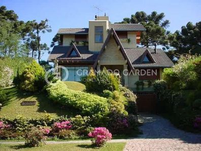 Casa com 4 Quartos à venda, 300m² no Laje de Pedra, Canela