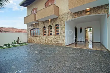 Casa com 5 Quartos à venda, 185m² no Jardim Tres Marias, Peruíbe