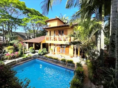 Casa de Condomínio com 4 Quartos à venda, 394m² no São Paulo II, Cotia