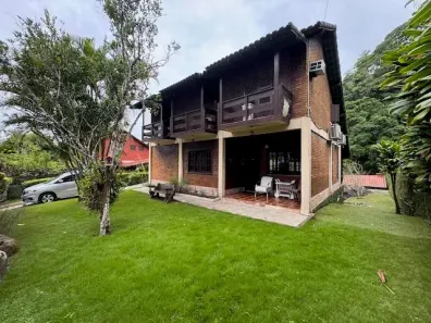 Apartamento com 5 Quartos para alugar, 300m² no Corujas, Guapimirim