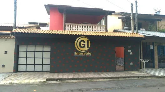 Sobrado com 3 Quartos à venda, 250m² no Jardim Terras de São João, Jacareí