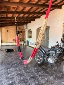Casa com 3 Quartos à venda, 327m² no Setor São José, Goiânia
