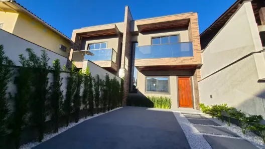 Casa com 2 Quartos à venda, 87m² no Madri, Palhoça