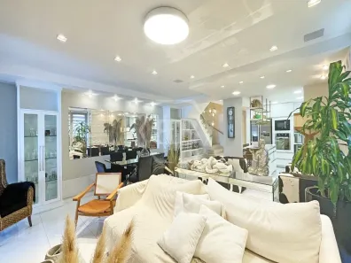Casa de Condomínio com 4 Quartos à venda, 302m² no Jardim do Salso, Porto Alegre