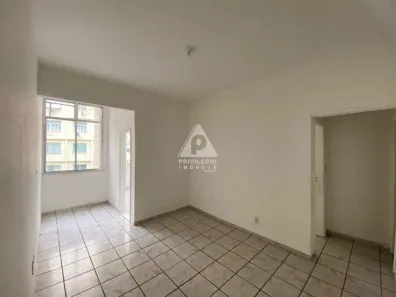 Apartamento com 2 Quartos à venda, 64m² no Copacabana, Rio de Janeiro