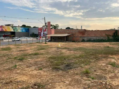 à venda, 1800m² no Santo Antônio, Sete Lagoas
