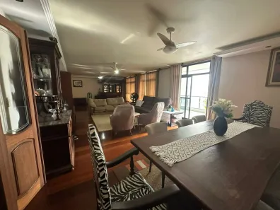 Apartamento com 4 Quartos à venda, 396m² no Icaraí, Niterói