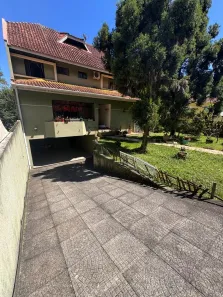 Casa com 5 Quartos à venda, 272m² no Campo Comprido, Curitiba
