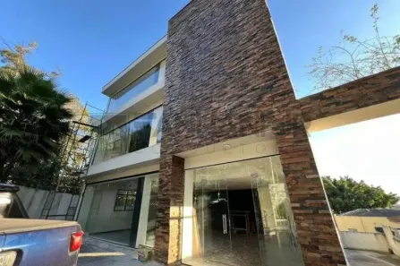 Imóvel Comercial para alugar, 1446m² no Jardim Leonor, São Paulo