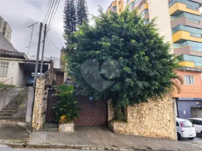 Casa com 3 Quartos para alugar, 218m² no Rudge Ramos, São Bernardo do Campo