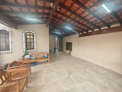 Casa com 3 Quartos à venda, 220m² no Jardim Satélite, São José dos Campos