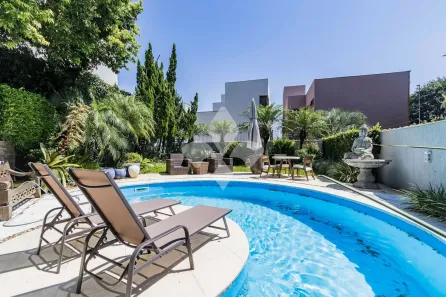Casa com 4 Quartos à venda, 282m² no Chácara das Pedras, Porto Alegre