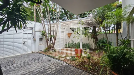 Casa com 3 Quartos para alugar, 158m² no Jardim Santo Amaro, São Paulo