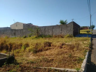 Lote/Terreno à venda, 300m² no Residencial Flor do Ipê I, Senador Canedo