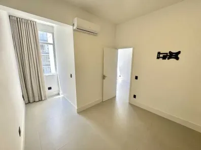 Apartamento com 2 Quartos para alugar, 64m² no Copacabana, Rio de Janeiro