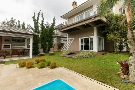 Casa de Condomínio com 4 Quartos à venda, 427m² no Pilarzinho, Curitiba