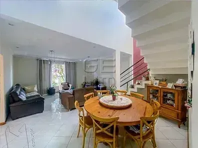 Casa de Condomínio com 5 Quartos à venda, 300m² no Parque Jamaica, Londrina